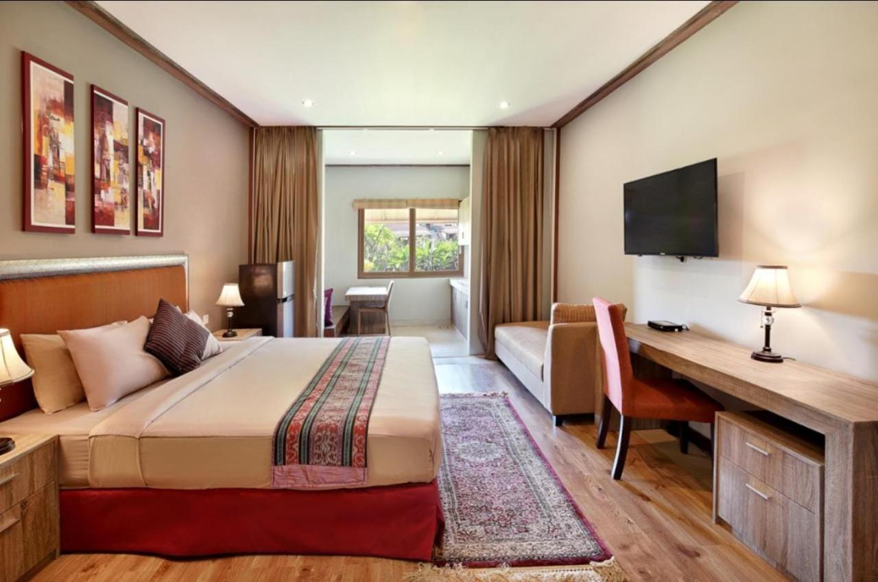 Puri Sabina Bed&Breakfast Jimbaran  Bagian luar foto
