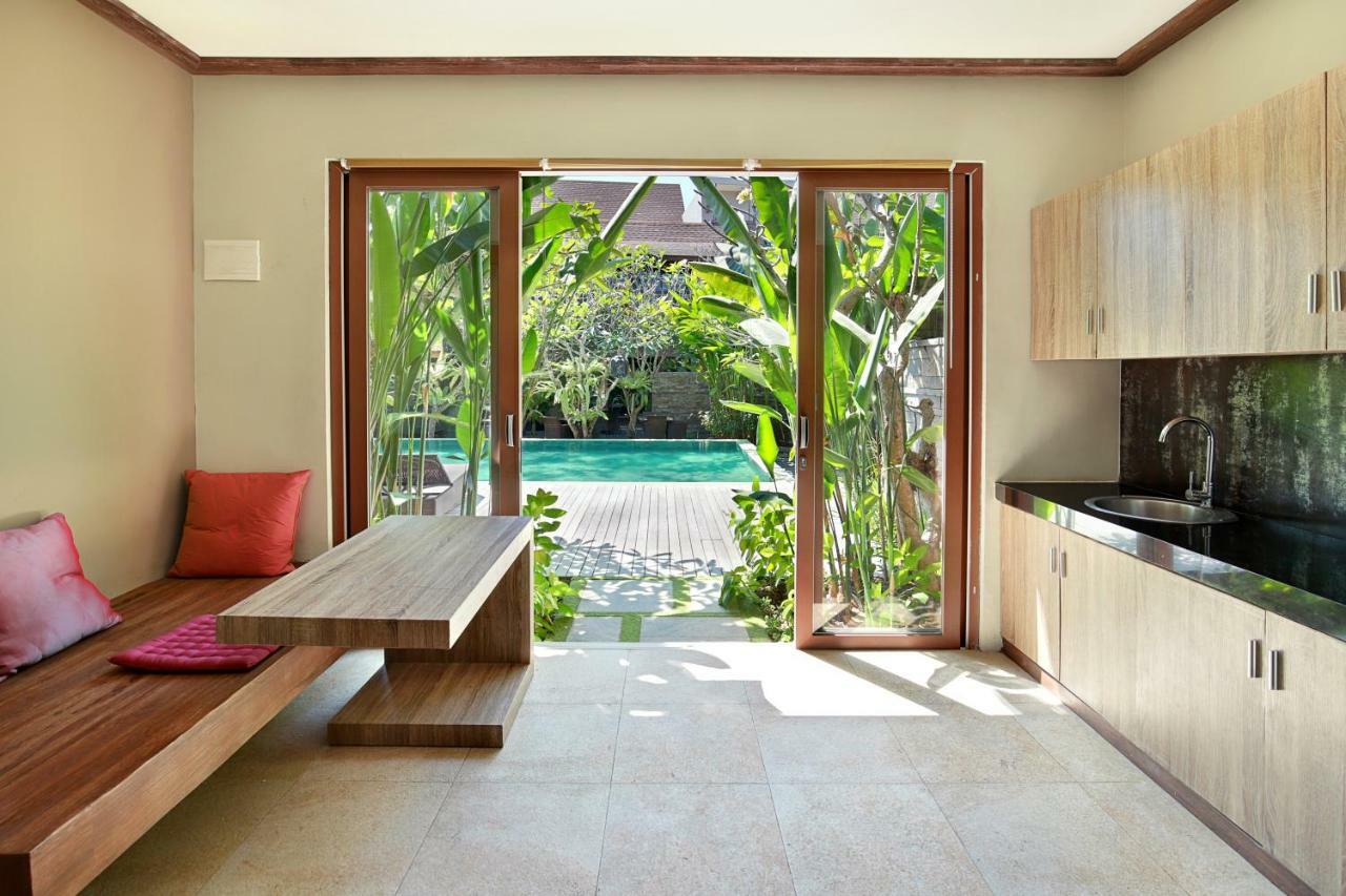 Puri Sabina Bed&Breakfast Jimbaran  Bagian luar foto