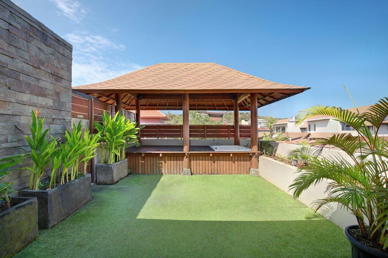 Puri Sabina Bed&Breakfast Jimbaran  Bagian luar foto