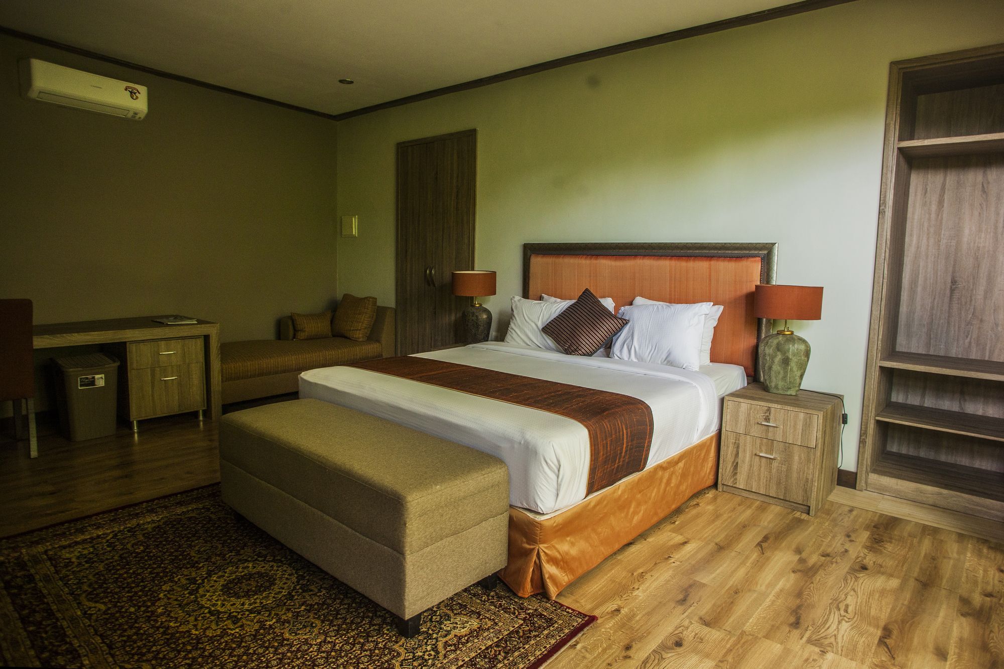 Puri Sabina Bed&Breakfast Jimbaran  Bagian luar foto